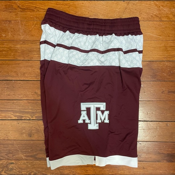 Team Issued Texas A&M Basketball Shorts - Picture 4 of 7